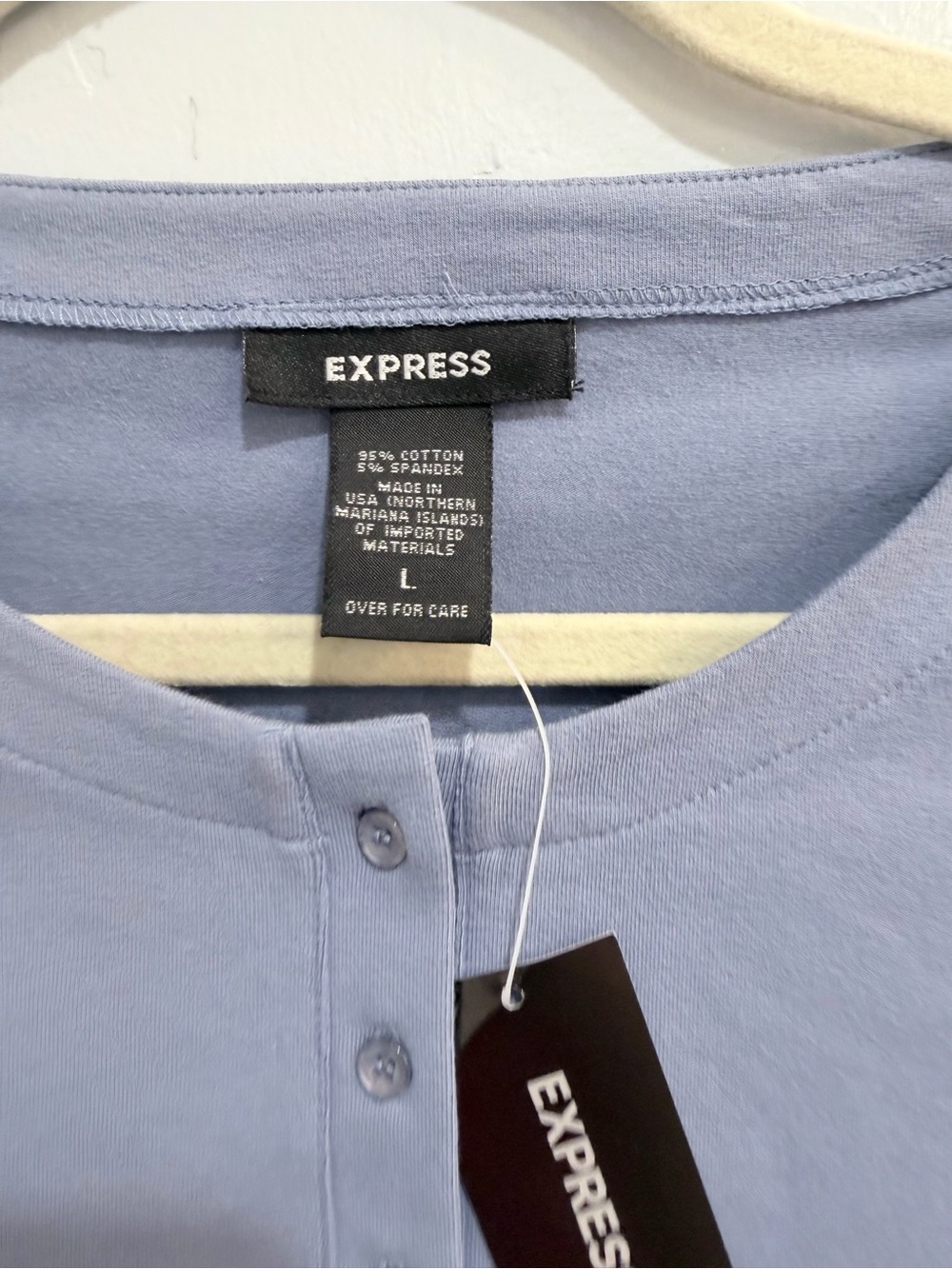 Vintage Y2K Express Lavender Blue Button Henley Knit Top Cropped Size L NWT - Picture 3 of 8